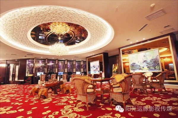 喝完柠檬水，运动更带劲！(喝完柠檬水,运动更带劲怎么回事)